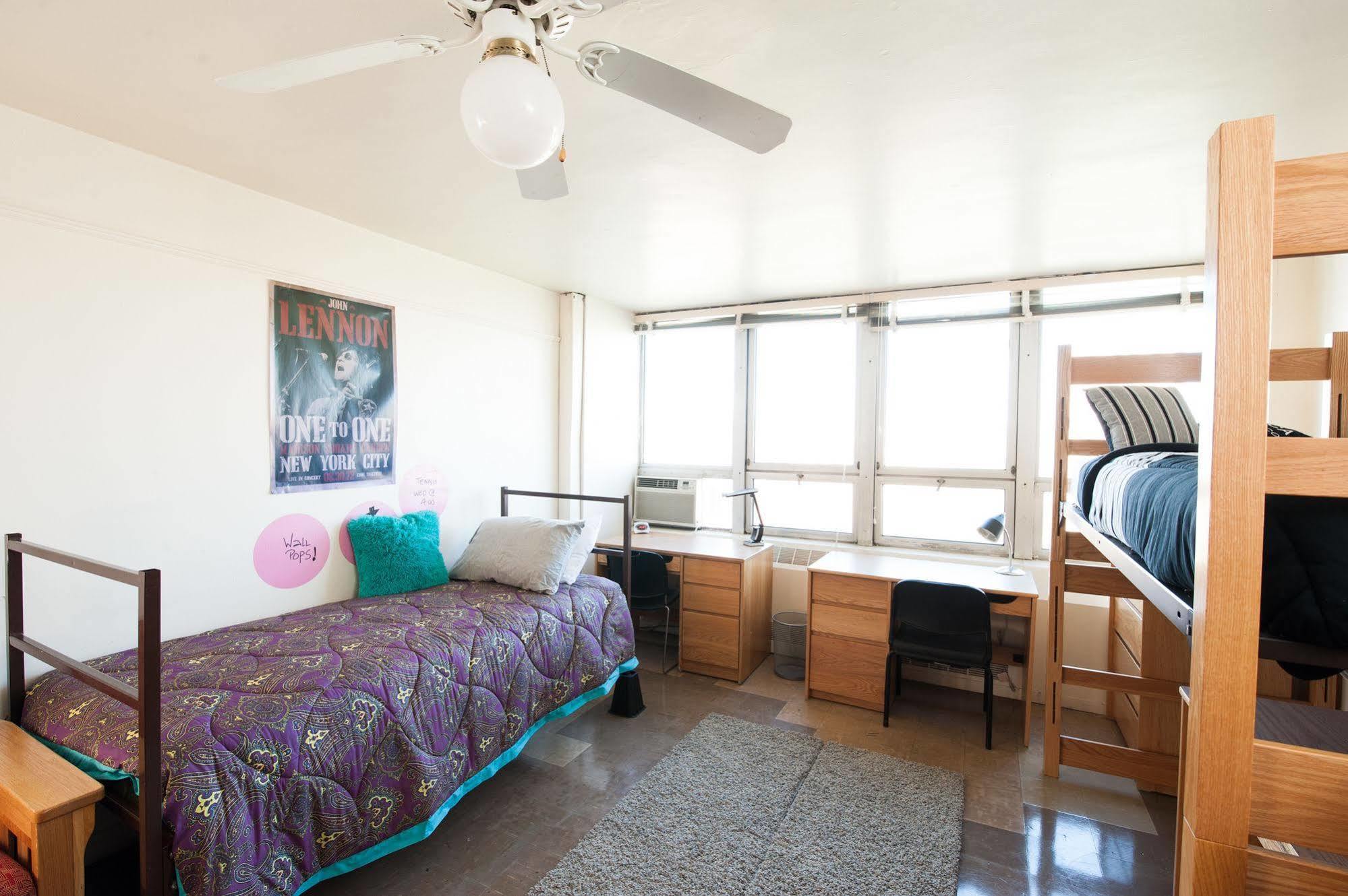 Summer Dorms 2*